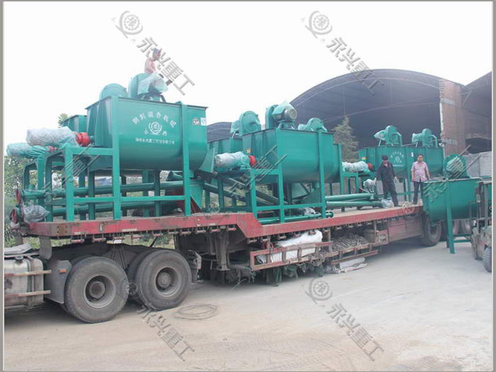 飼料攪拌機(jī)